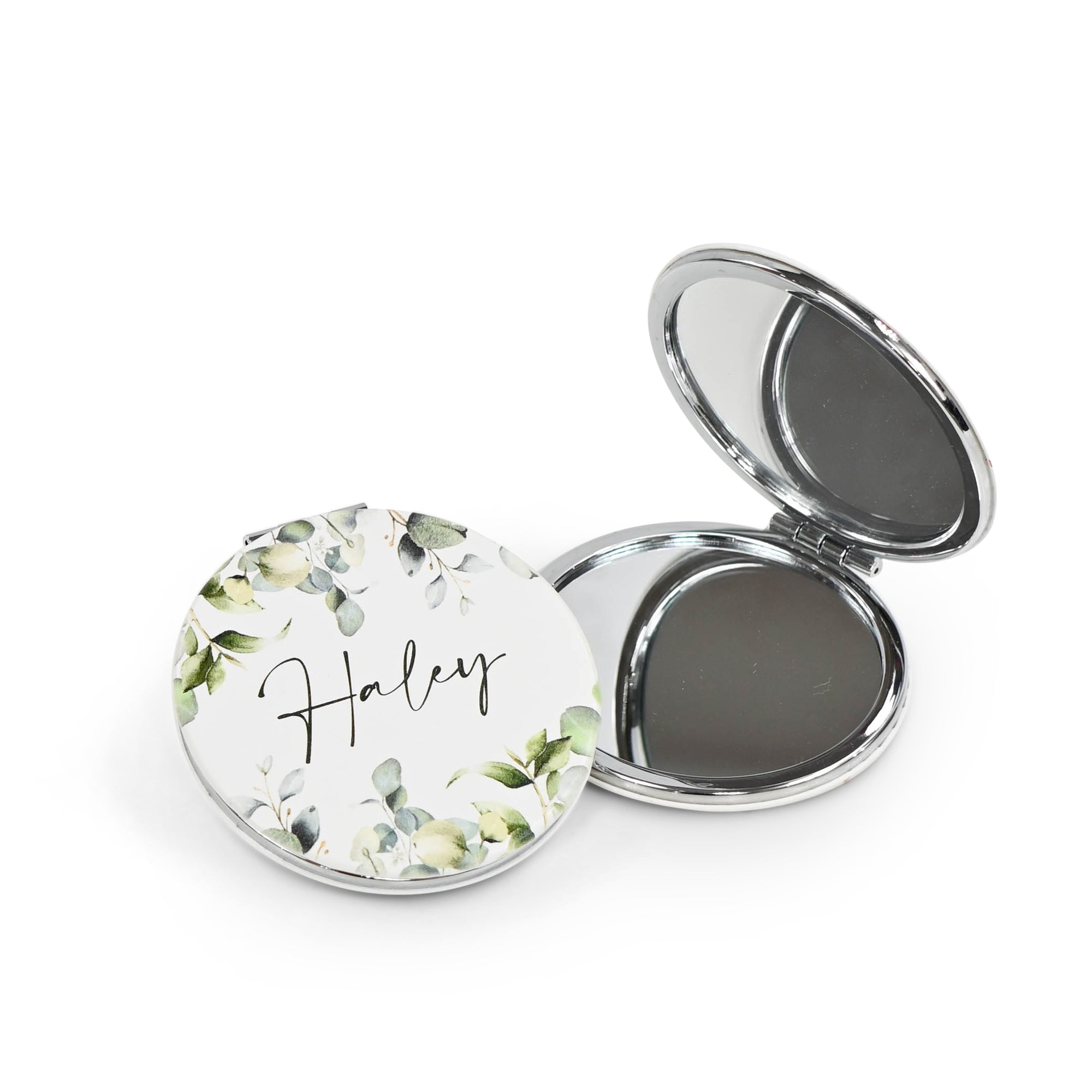 pocket-magnifying-mirror-ready-for-a-day-at-the-mall
