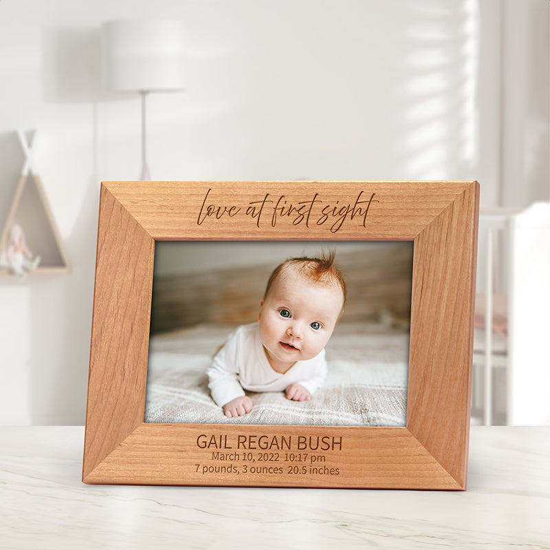 newborn-picture-frame