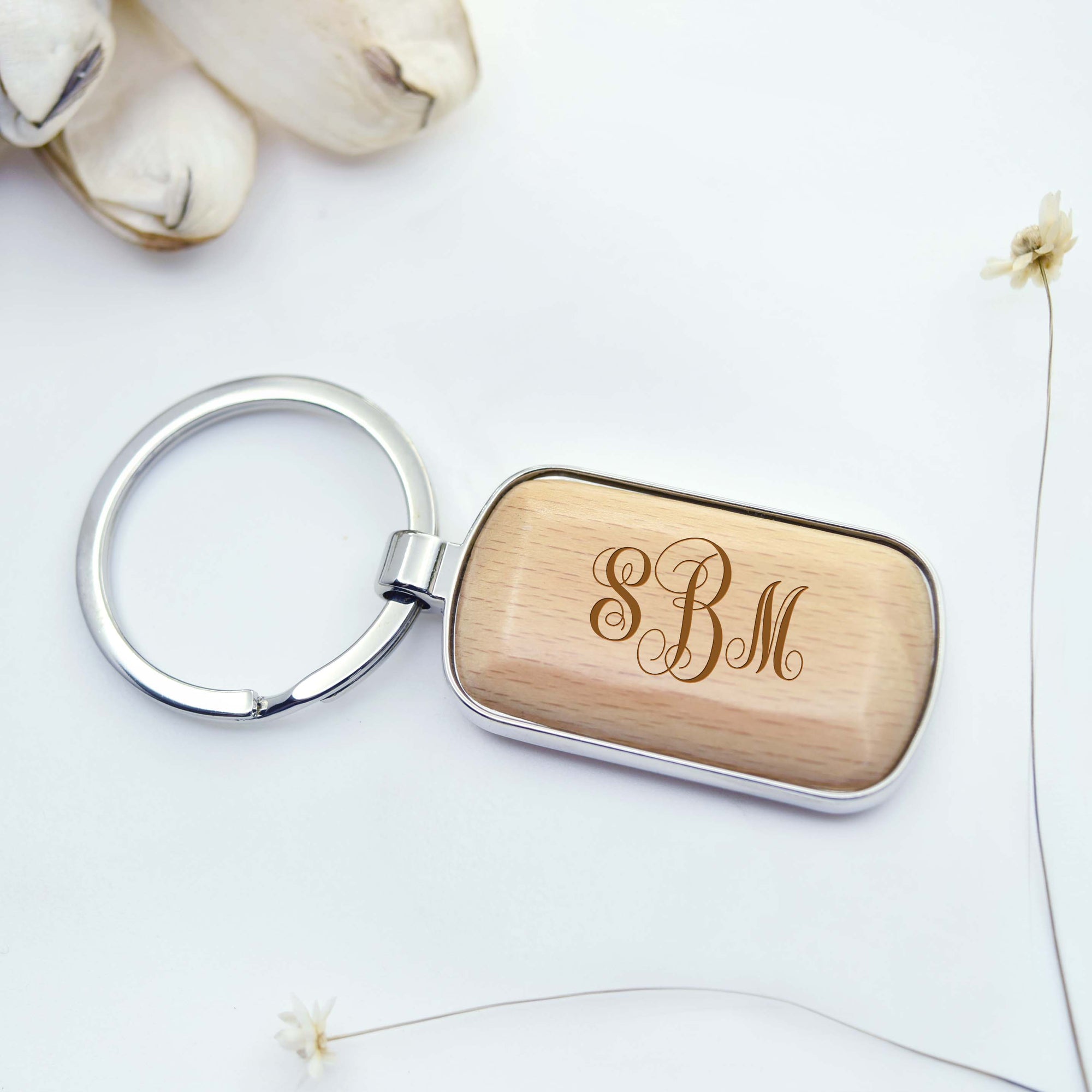 monogrammed-keychains-for-him