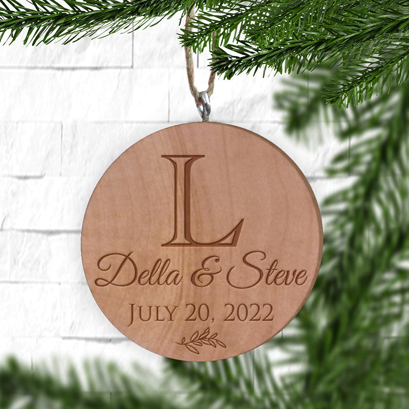 custom-couple-ornament