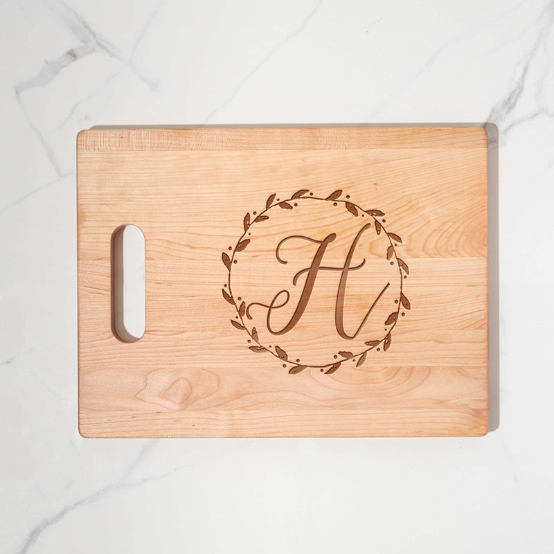 LPCB036 Personalized Cutting Board Personalized Family Wreath – BoardRoom46